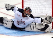 开云体育入口-金玟哉统治全场，美国火力压制曼联，红魔季前赛的战术警示