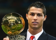 开云体育-铁血里昂铸就防守长城，佩德里闪耀诠释冠军之心—一场定义现代足球的战术博弈