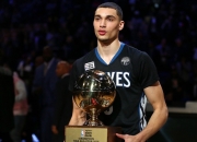 开云体育登录-跨界传奇，从塞内加尔血拼澳大利亚，到布鲁诺东决接管比赛—唯一性如何定义非凡时刻