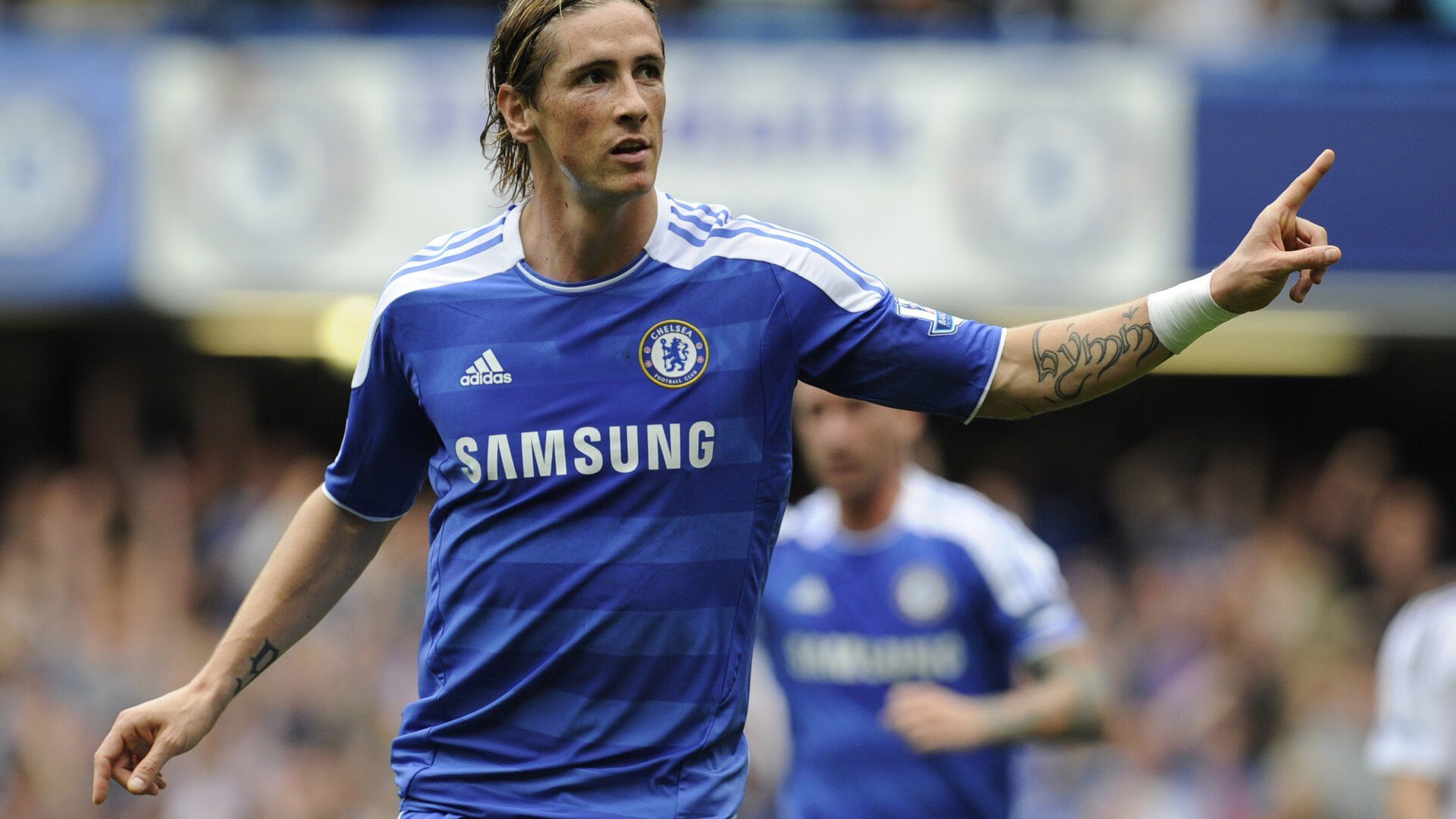 姆巴佩压制级发挥定乾坤,波兰决胜局力克挪威晋级