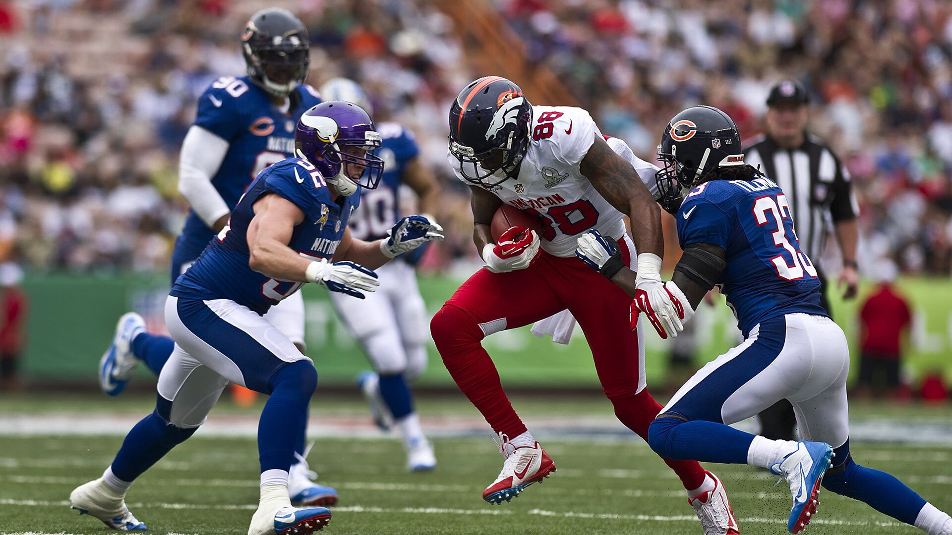 年度焦点之战之夜，爱德华兹彻底打爆防线